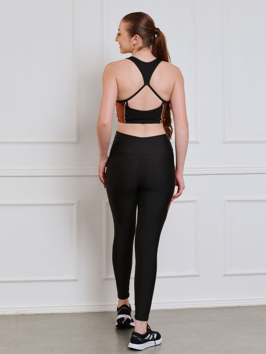 Conjunto Fitness | Calça + Top Sem Bojo — Leveza e Conforto para Treinar do Seu Jeito