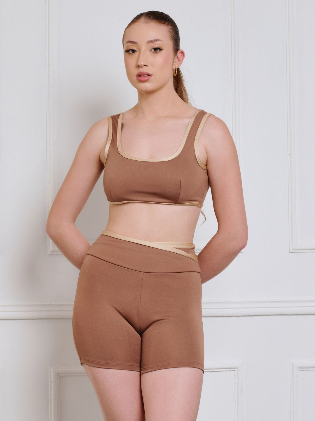 Conjunto Fitness Tule Premium | Top + Bermuda — Sofisticação e Conforto para a Academia