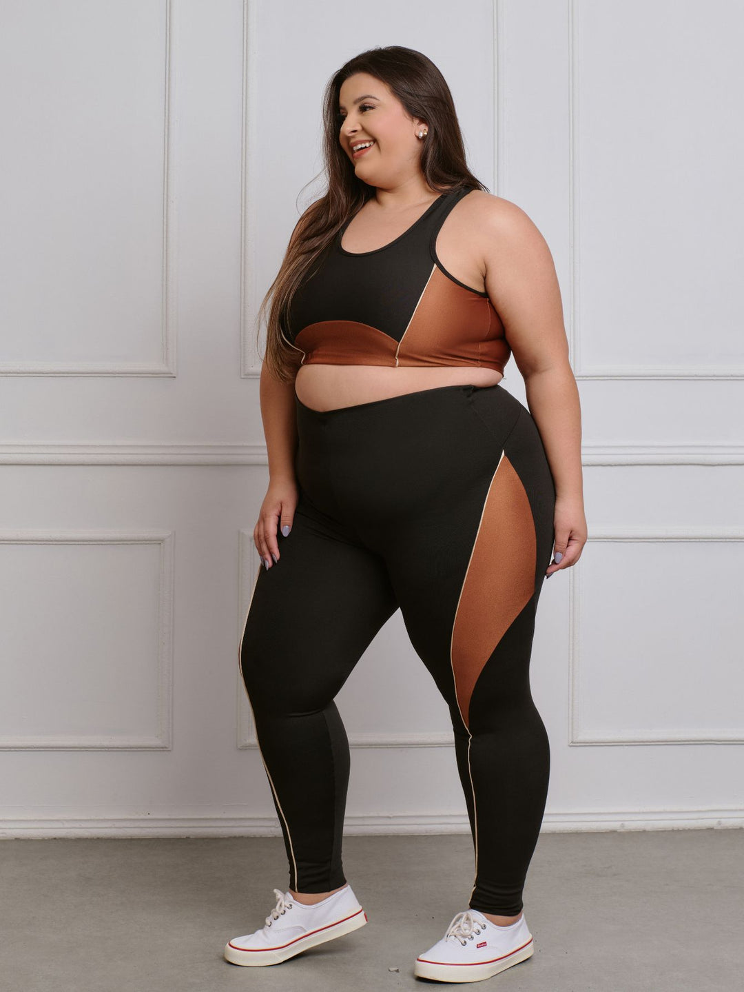 Conjunto Fitness Plus Size | Calça + Top — Feito para o Seu Corpo, do Jeito que Você Merece Treinar